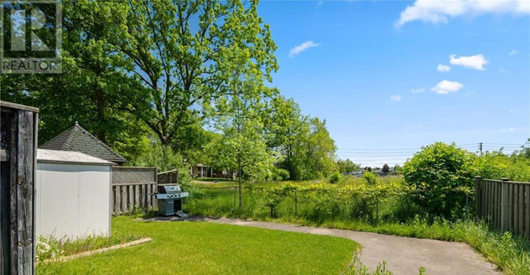 5914 Frontenac Street, Niagara Falls, ON, L2G 3B2 - 18