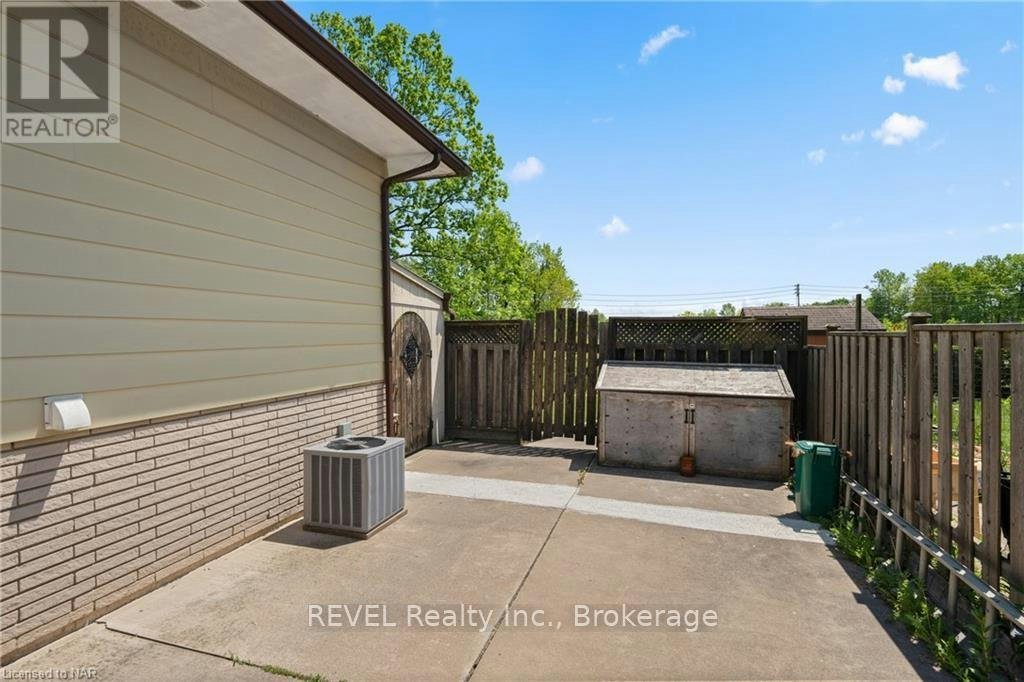 5914 Frontenac Street, Niagara Falls, ON, L2G 3B2 - 17