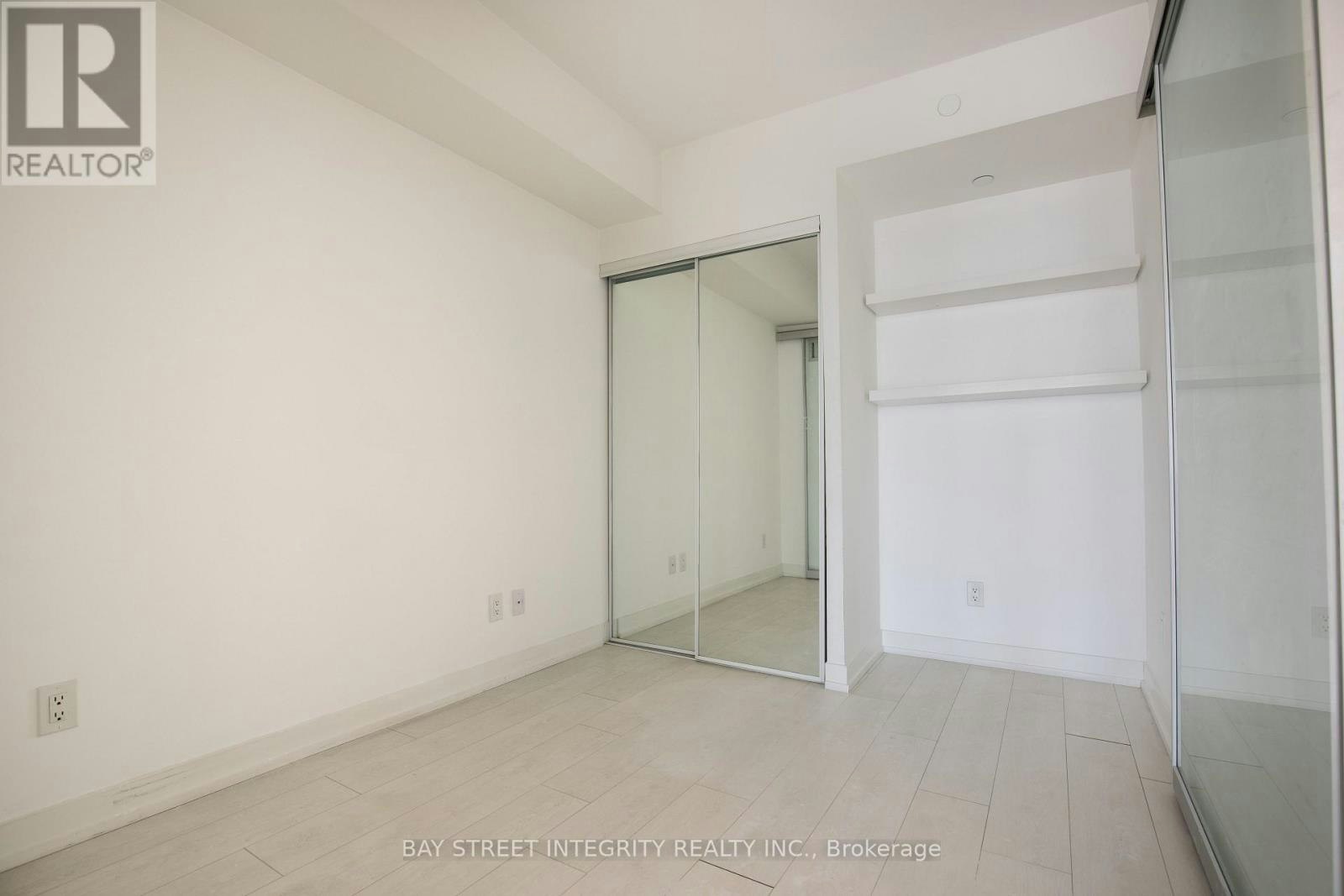 1910-19 Western Battery Road, Toronto, ON, M6K 0E3 - 7
