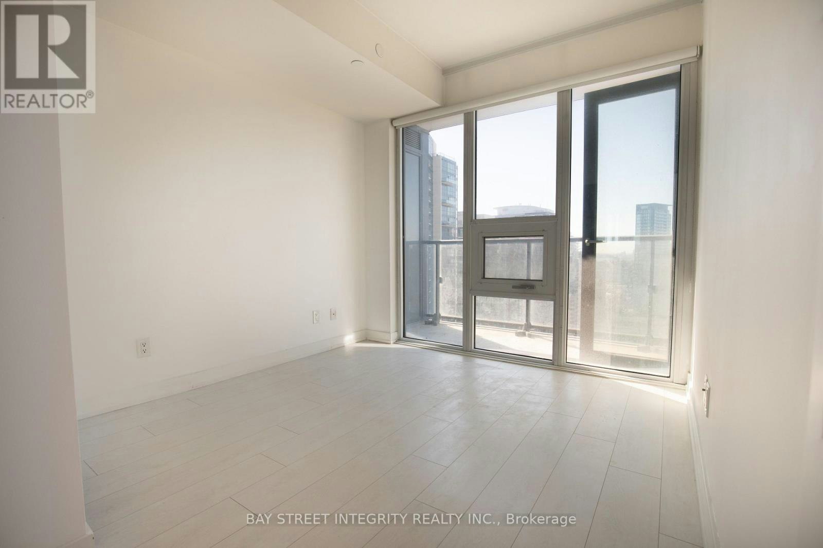 1910-19 Western Battery Road, Toronto, ON, M6K 0E3 - 4