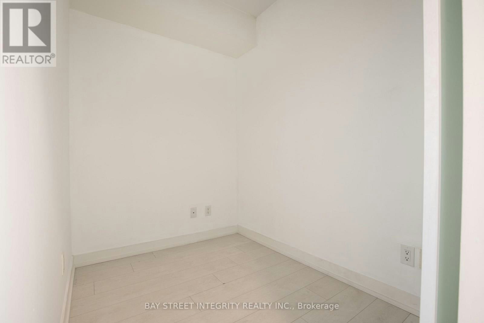 1910-19 Western Battery Road, Toronto, ON, M6K 0E3 - 10