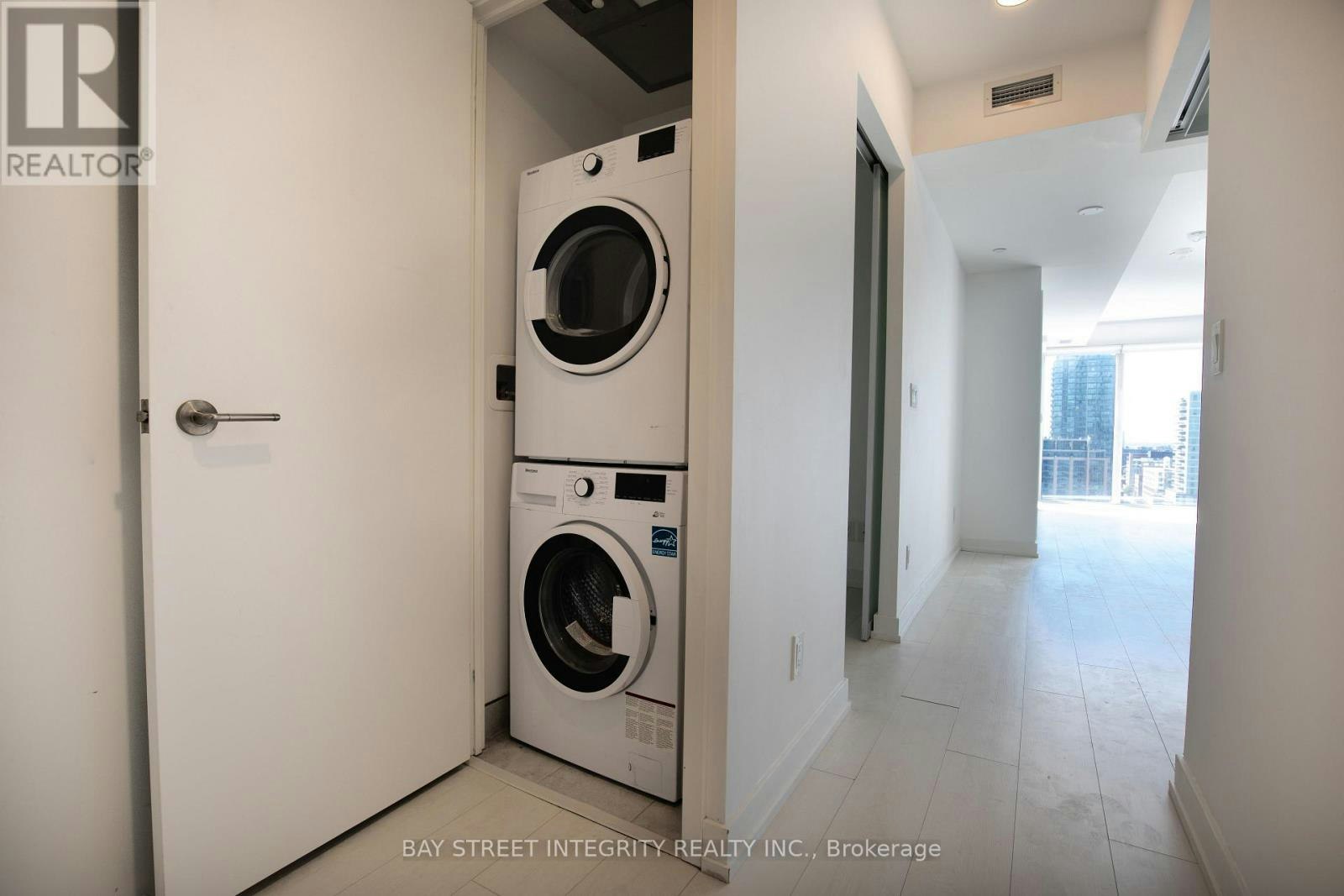 1910-19 Western Battery Road, Toronto, ON, M6K 0E3 - 11