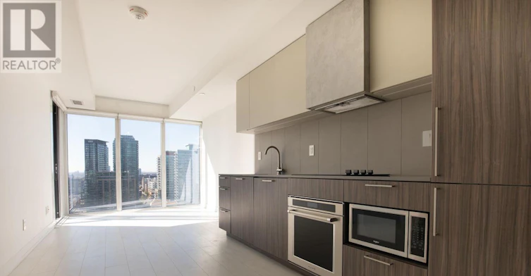 1910-19 Western Battery Road, Toronto, ON, M6K 0E3 - 2