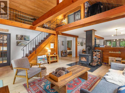 9521 Pemberton Portage Road - 2