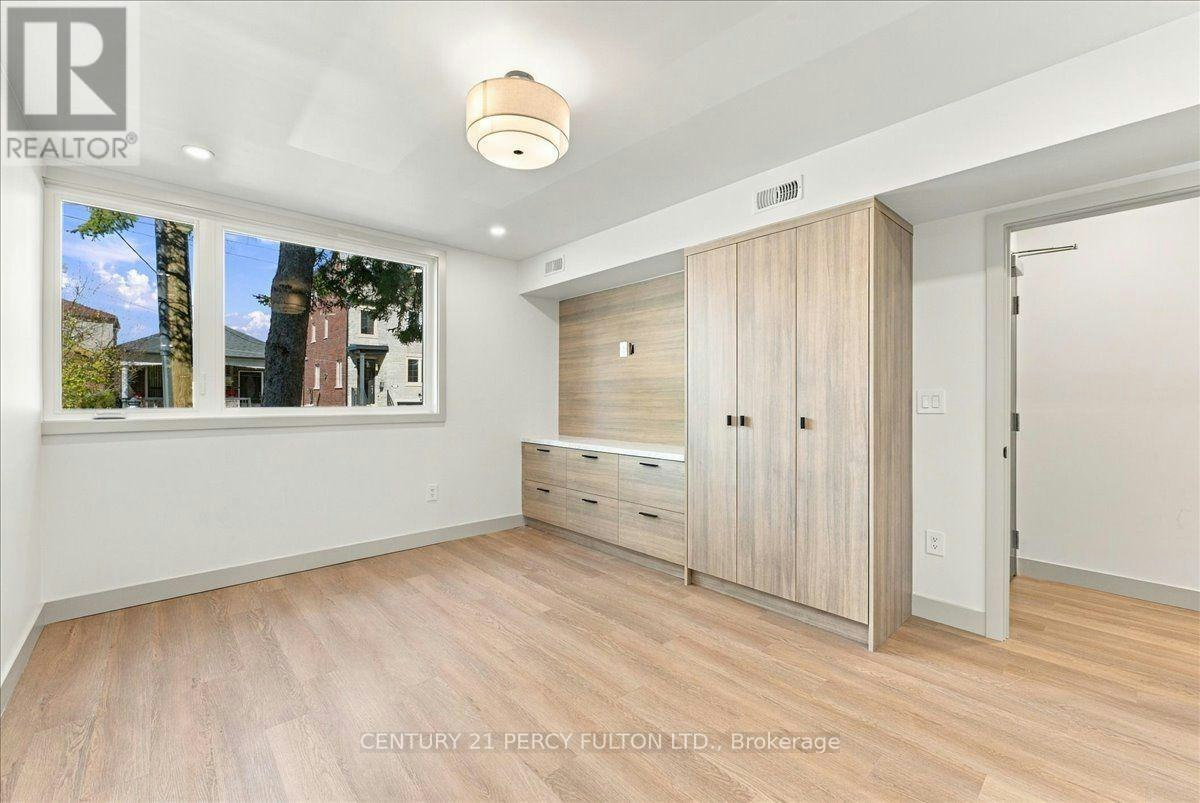 1-113 Hatherley Road, Toronto, ON, M6E 1W4 - 17