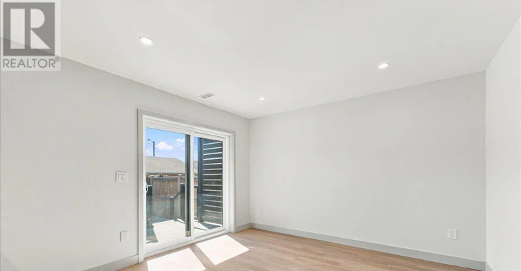 1-113 Hatherley Road, Toronto, ON, M6E 1W4 - 10