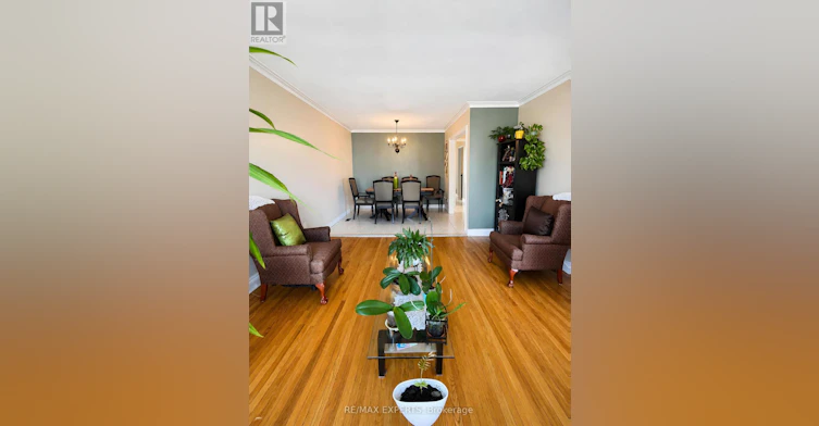 22 Rita Drive, Toronto, ON, M3L 2G6 - 7
