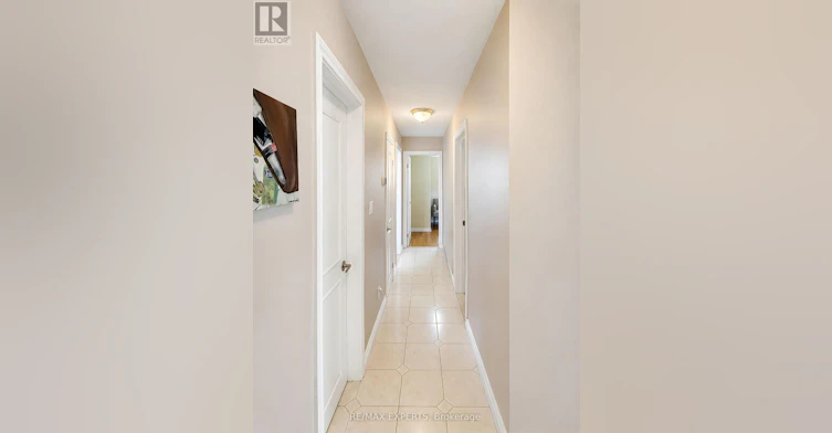 22 Rita Drive, Toronto, ON, M3L 2G6 - 13