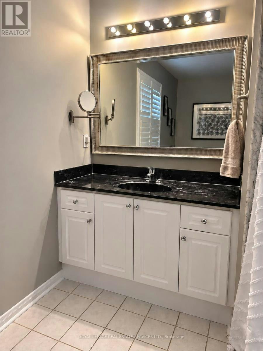 3105 Turbine Crescent, Mississauga, ON, L5M 6X1 - 11