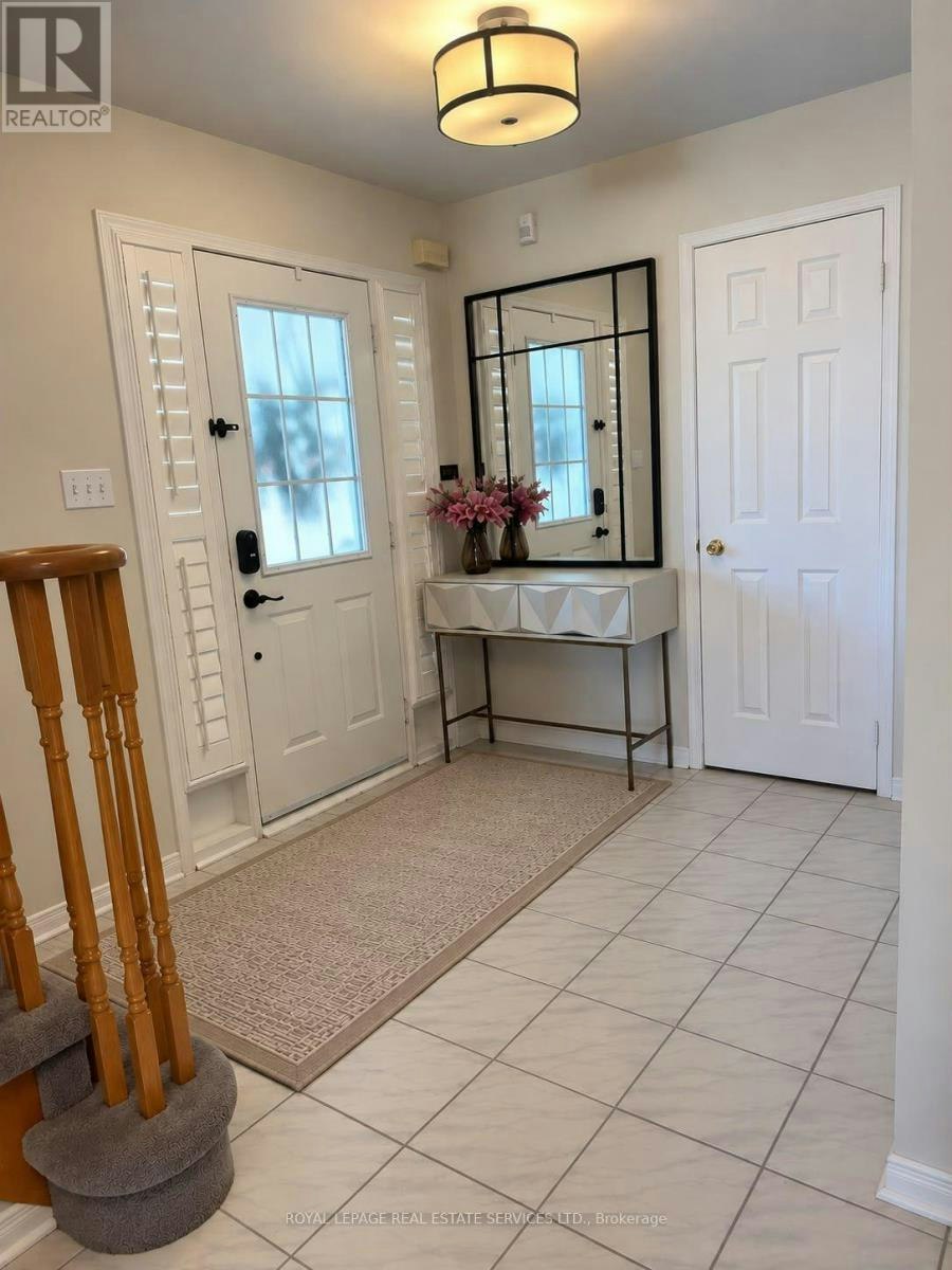 3105 Turbine Crescent, Mississauga, ON, L5M 6X1 - 4