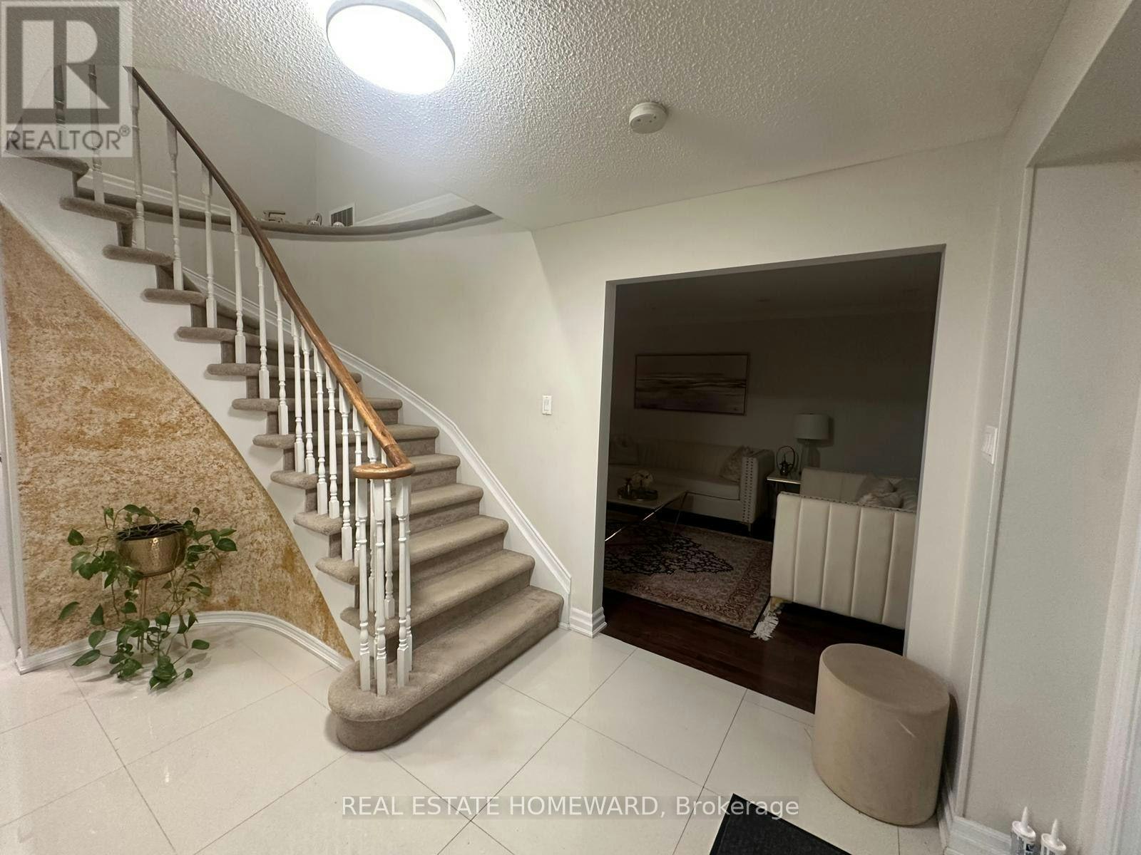 784 Hill Gate, Newmarket, ON, L3Y 6M2 - 9