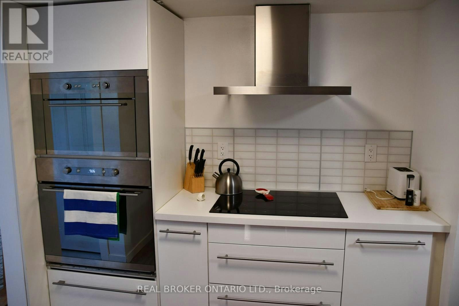 B-924 Watson Street, Ottawa, ON, K2B 6B9 - 3