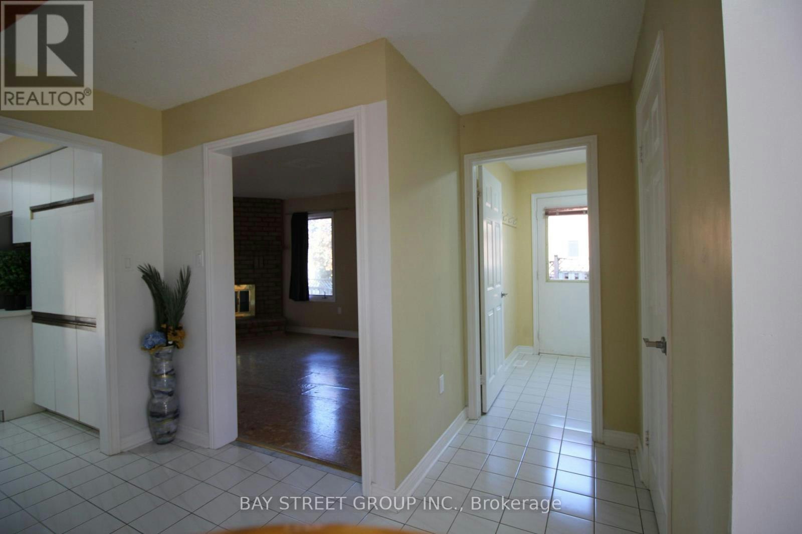 79 Barbican Trail, St. Catharines, ON, L2T 4A9 - 9