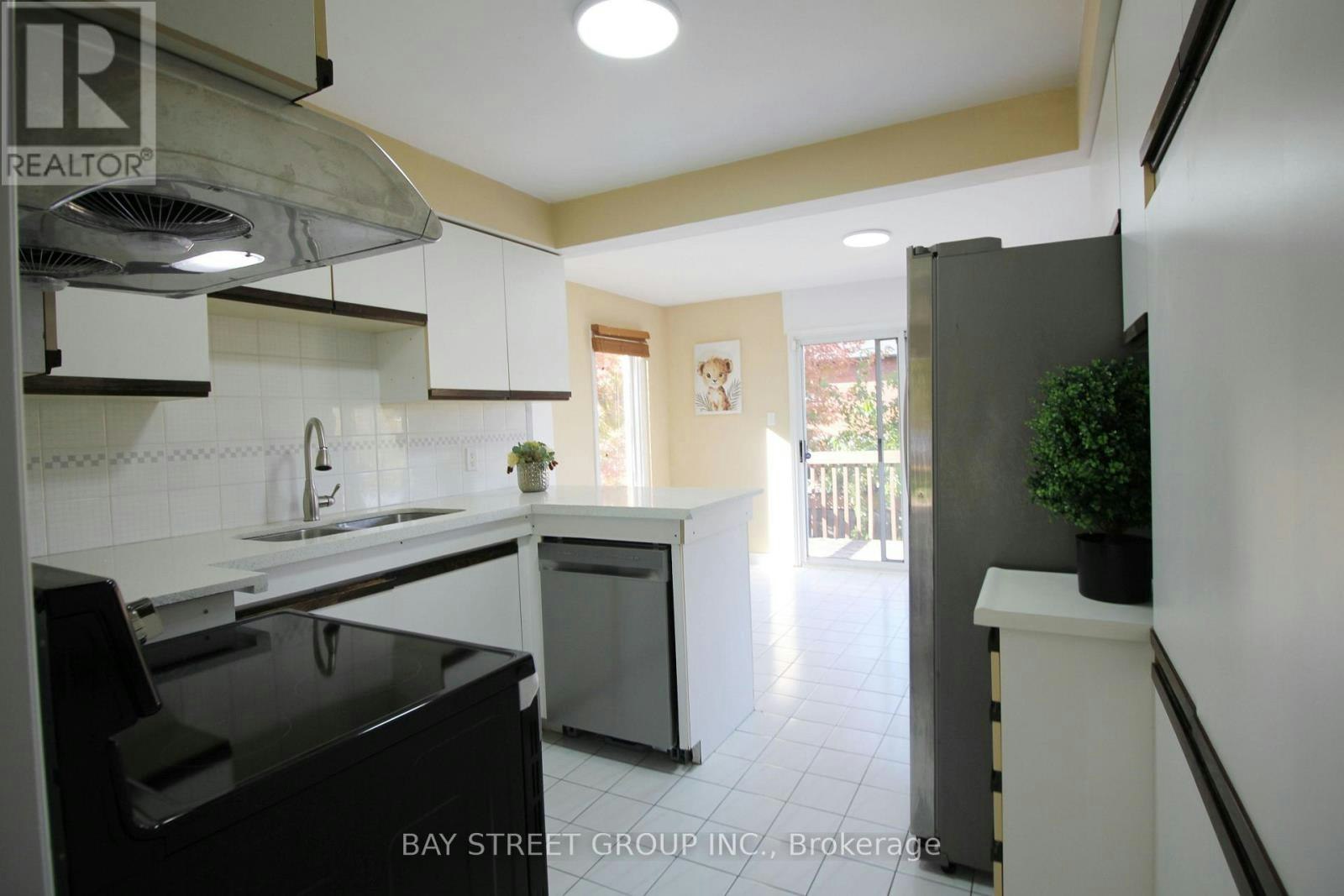 79 Barbican Trail, St. Catharines, ON, L2T 4A9 - 13