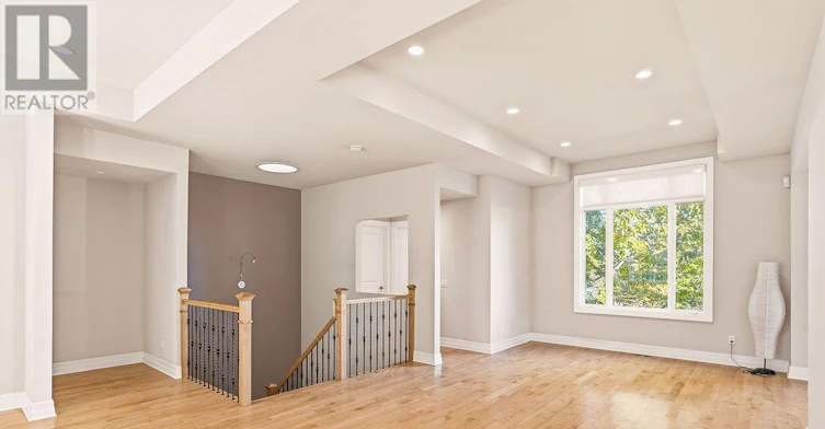 5 Oriole Drive, Ottawa, ON, K1J 7E8 - 22