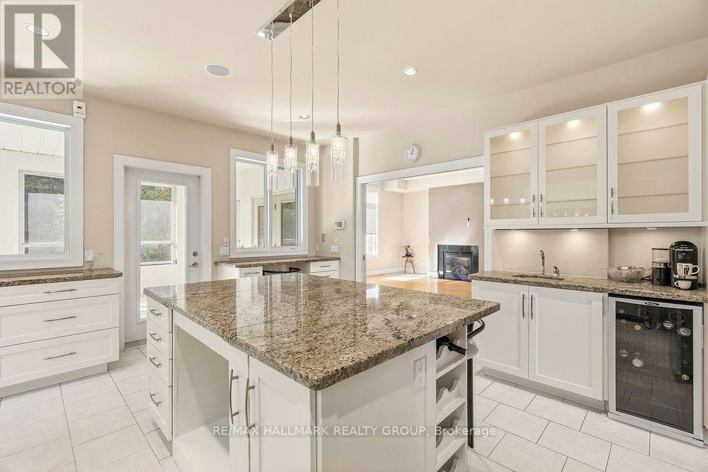 5 Oriole Drive, Ottawa, ON, K1J 7E8 - 27