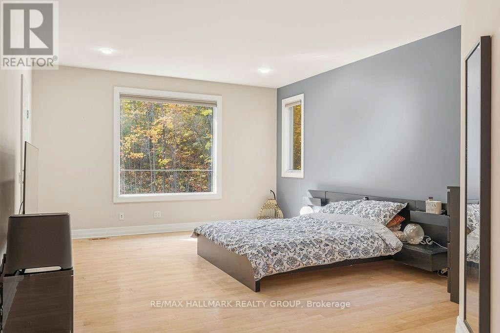 5 Oriole Drive, Ottawa, ON, K1J 7E8 - 36