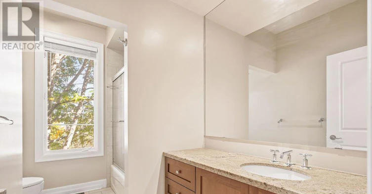 5 Oriole Drive, Ottawa, ON, K1J 7E8 - 43