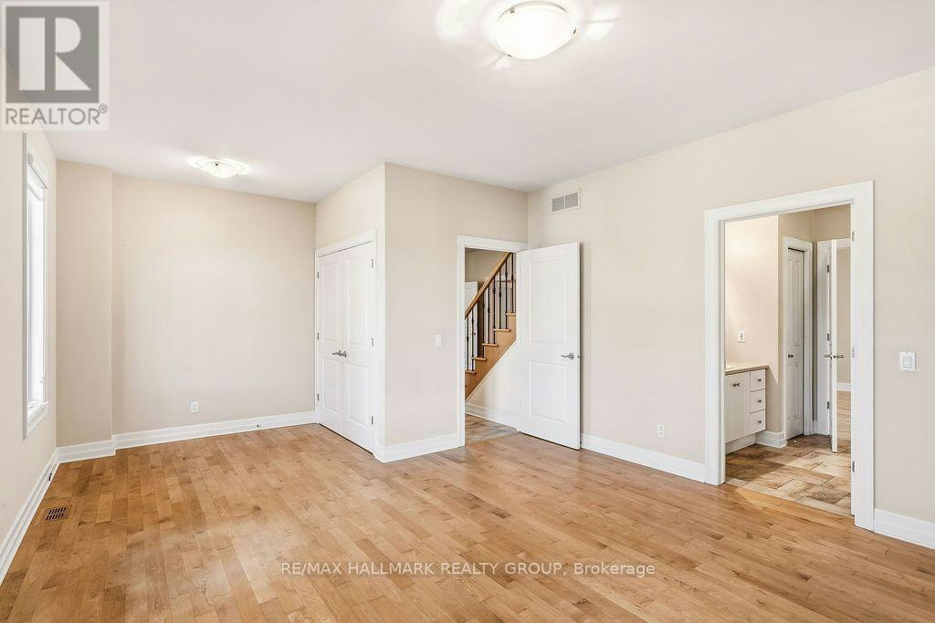 5 Oriole Drive, Ottawa, ON, K1J 7E8 - 12