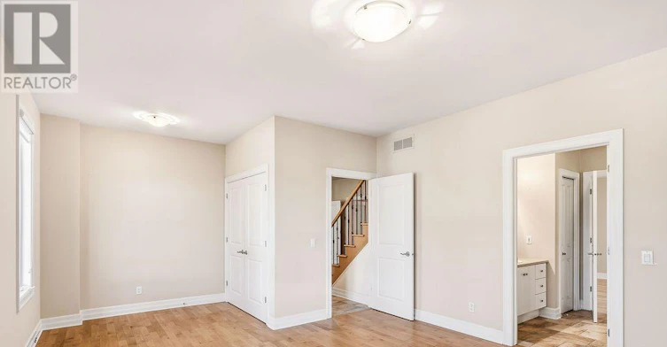 5 Oriole Drive, Ottawa, ON, K1J 7E8 - 12