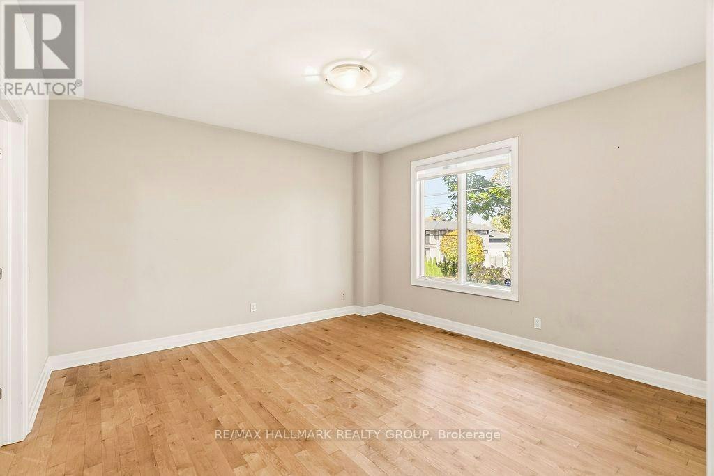 5 Oriole Drive, Ottawa, ON, K1J 7E8 - 11