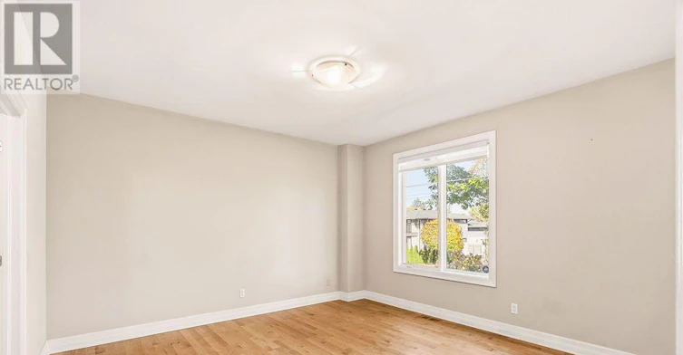 5 Oriole Drive, Ottawa, ON, K1J 7E8 - 11
