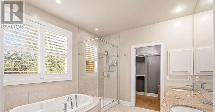 5 Oriole Drive, Ottawa, ON, K1J 7E8 - 39
