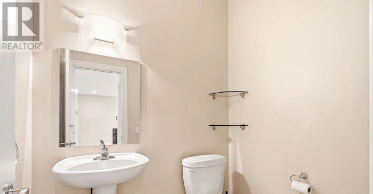 5 Oriole Drive, Ottawa, ON, K1J 7E8 - 10