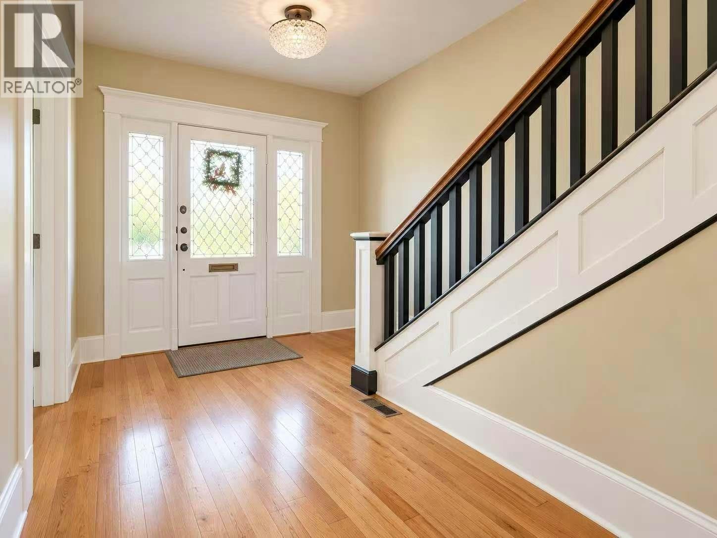 50 E 40 Avenue, Vancouver, BC, V5W 1L4 - 5