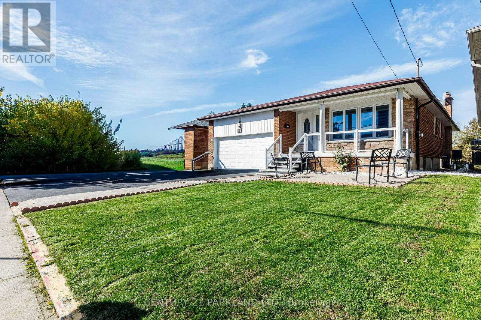 22 Gatesview Avenue, Toronto, ON, M1J 3G5