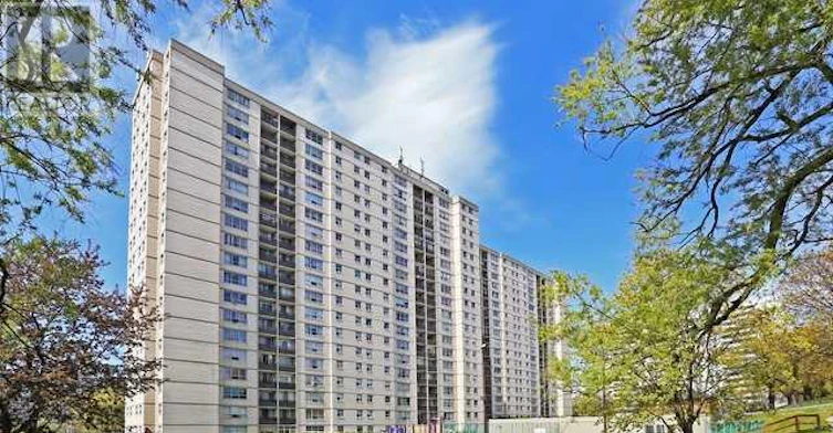 206-5 Parkway Forest Drive, Toronto, ON, M2J 1L2 - 17
