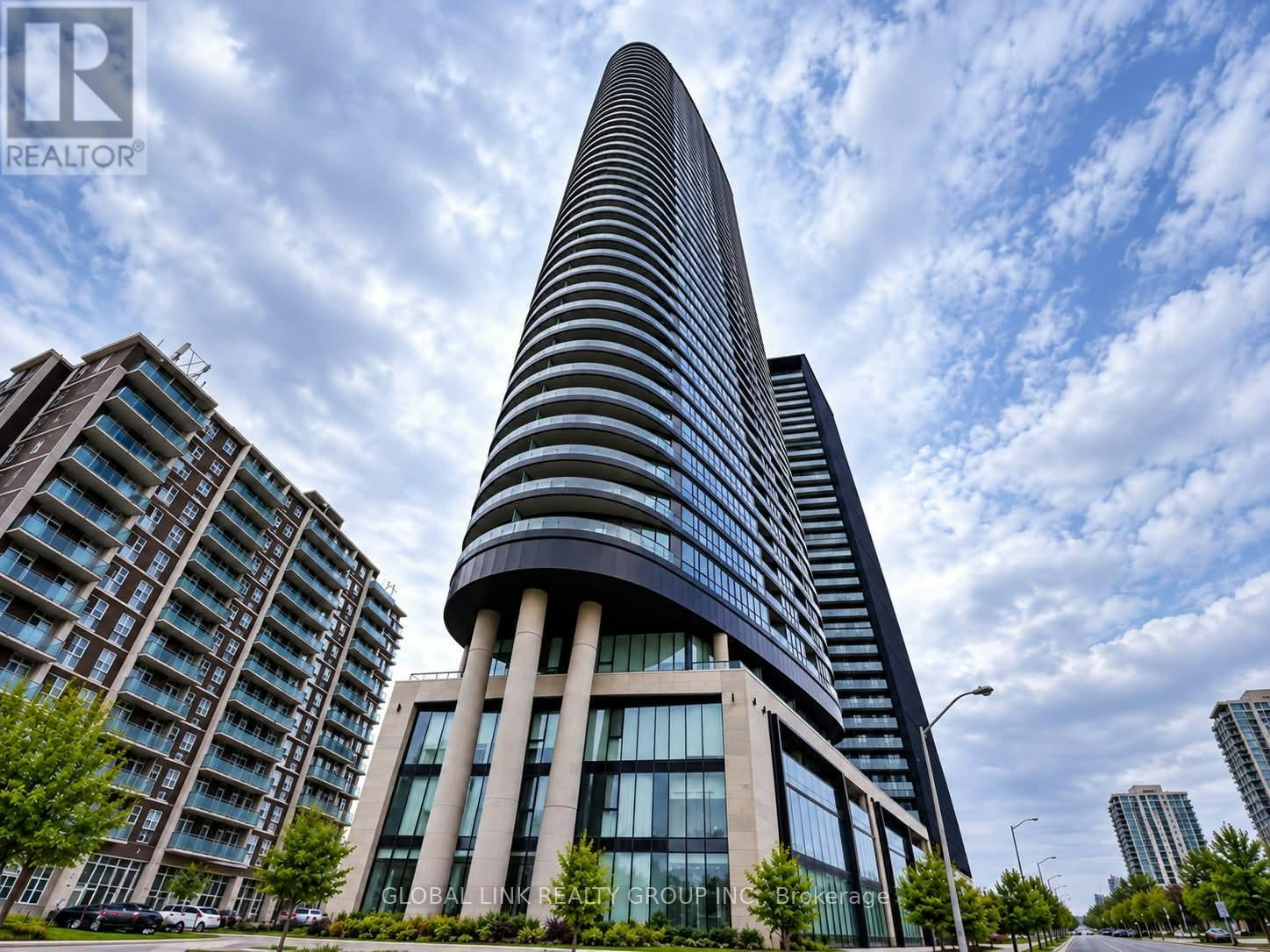2115-585 Bloor Street E, Toronto, ON, M4W 0B3