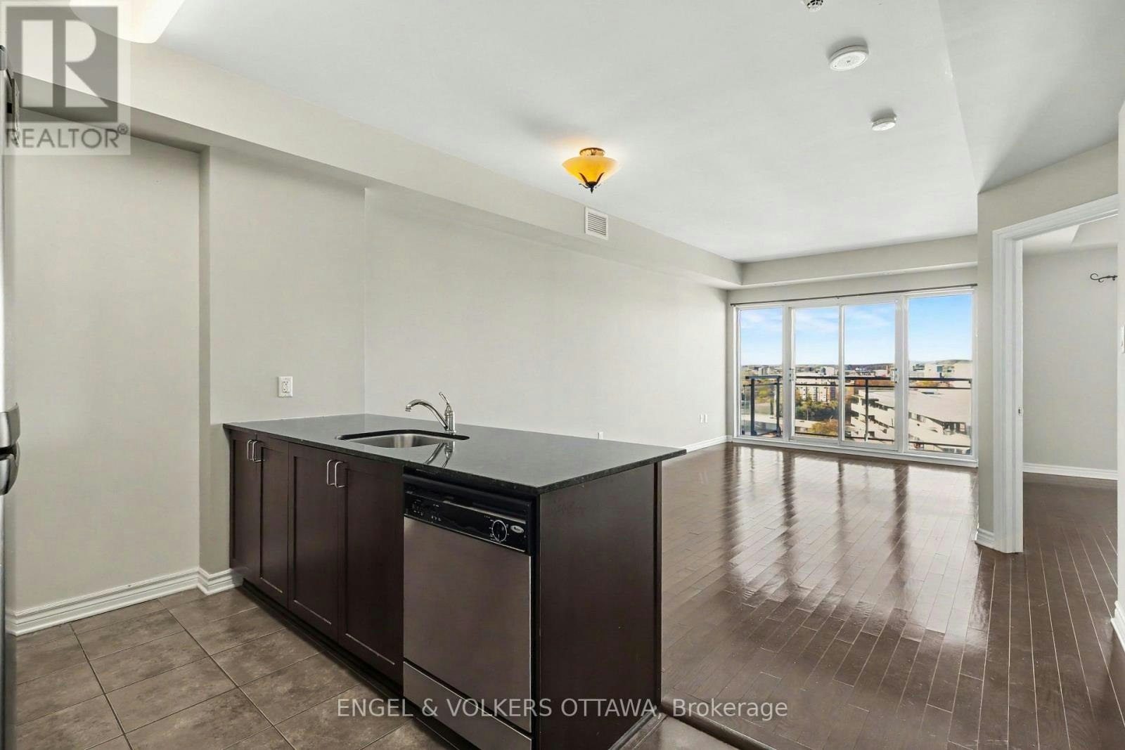 1808-70 Landry Street, Ottawa, ON, K1L 0A8 - 4