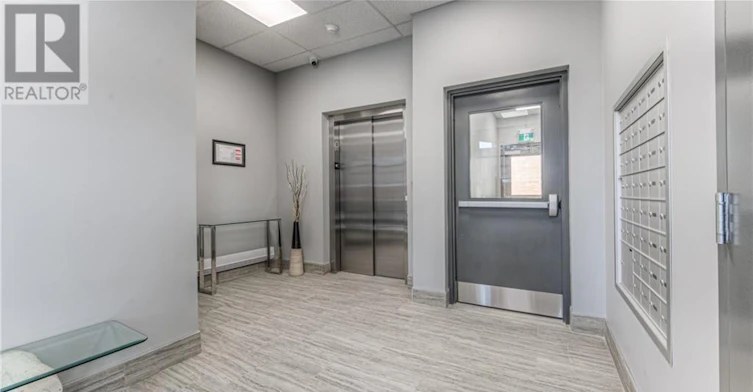 205-30 George Street N, Cambridge, ON, N1S 2M8 - 6