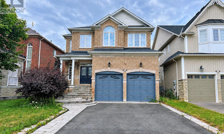 99 Rockland Crescent