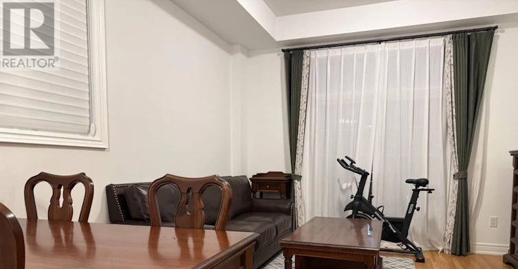 2 Fairhead Mews, Toronto, ON, M4E 3Y4 - 6