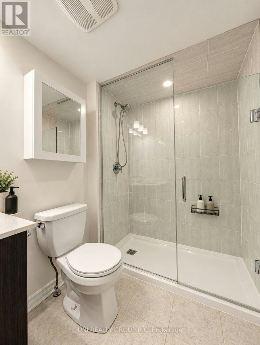 809 Mikinak Road, Ottawa, ON, K1K 4Z9 - 35