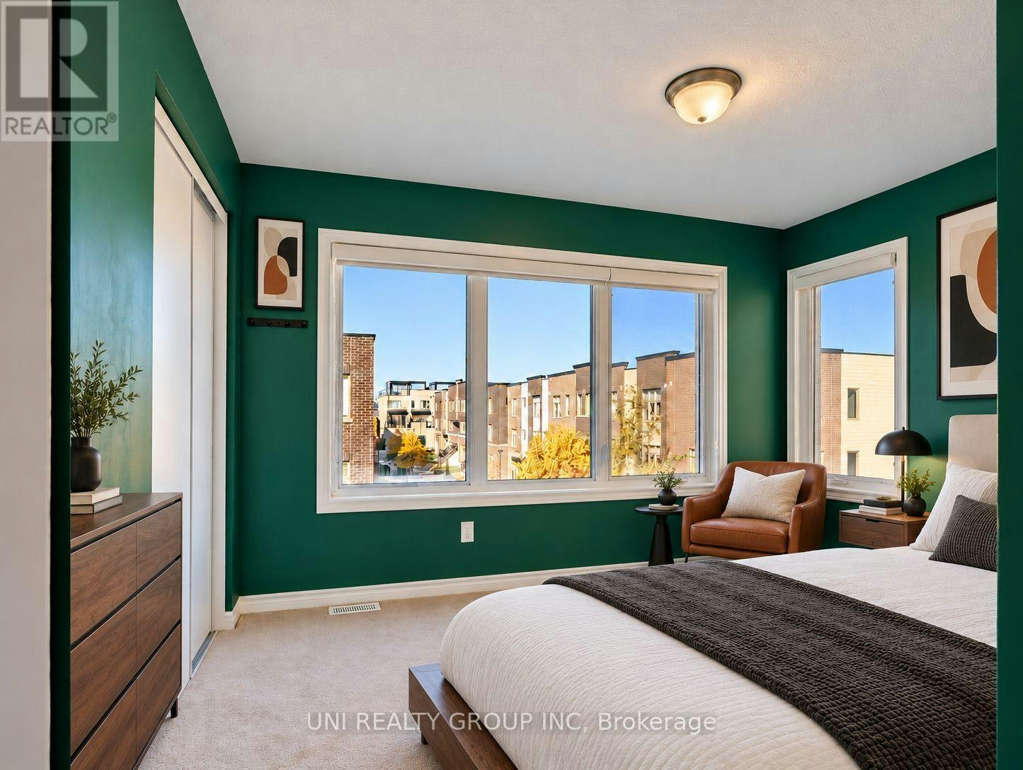 809 Mikinak Road, Ottawa, ON, K1K 4Z9 - 30