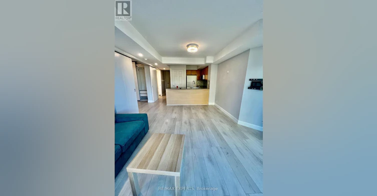 327-230 Queens Quay W, Toronto, ON, M5J 2Y7 - 2
