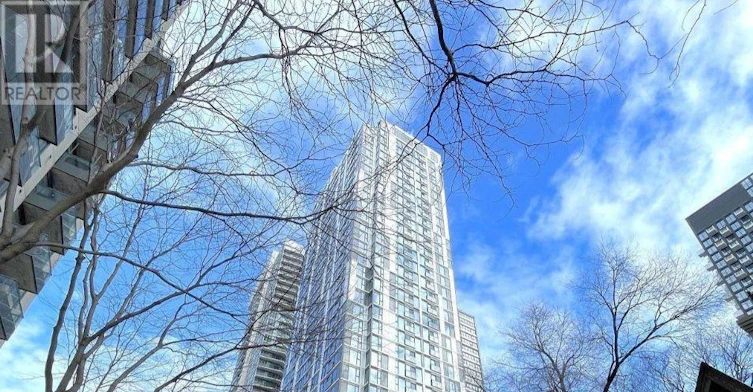 906-65 Mutual Street, Toronto, ON, M5B 0E5