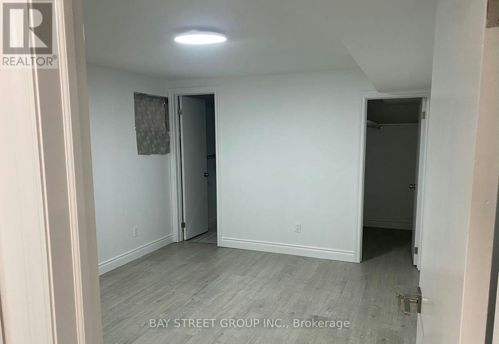 32 Barker Court, Markham, ON, L3P 3X8 - 8