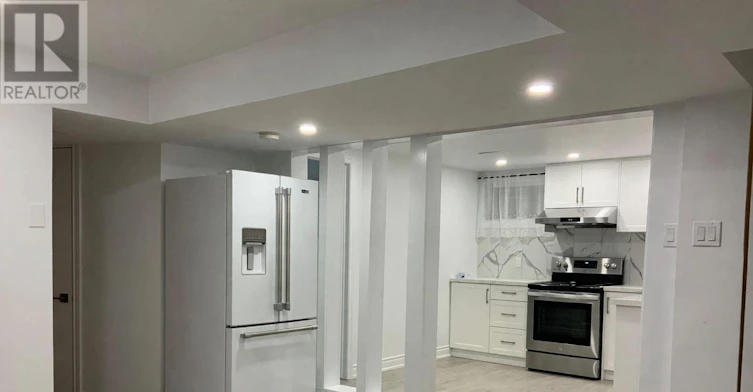 32 Barker Court, Markham, ON, L3P 3X8 - 3