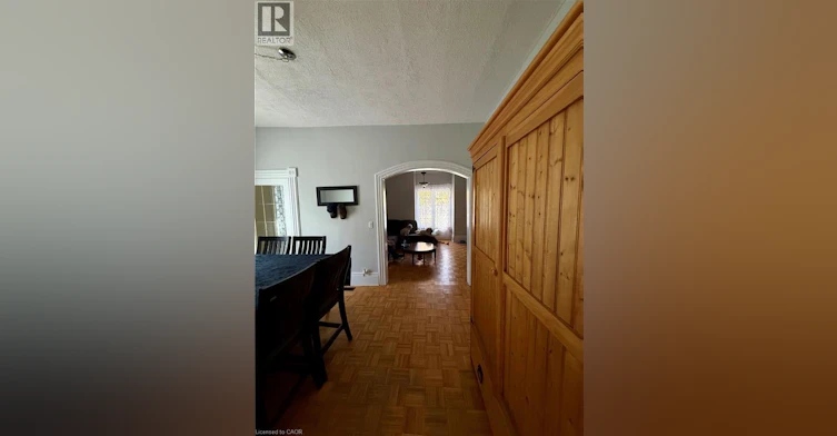 27 Pollock Avenue, Cambridge, ON, N1R 2A9 - 9