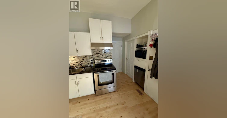 27 Pollock Avenue, Cambridge, ON, N1R 2A9 - 4