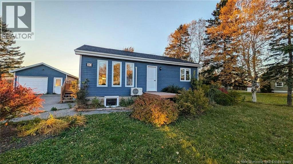 30 All. Des Chenard, Caraquet, NB, E1W 1A5