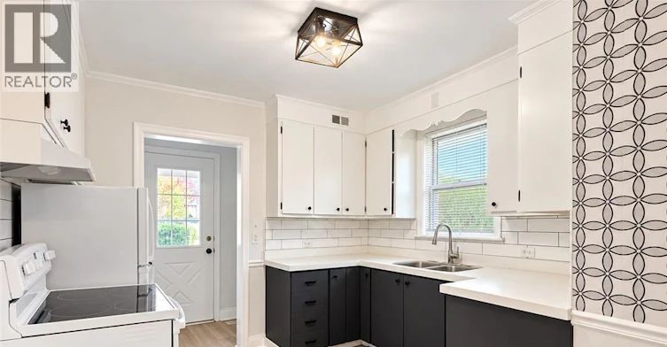 82 Wilson Street E, Hamilton, ON, L9G 2B5 - 3