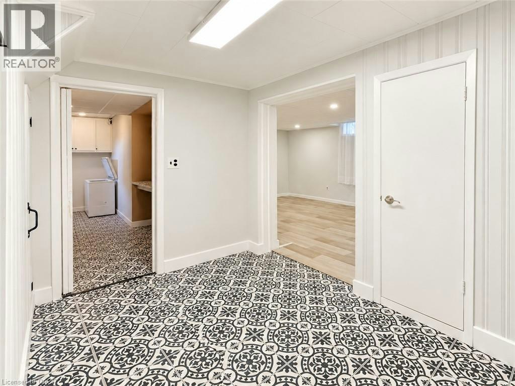 82 Wilson Street E, Hamilton, ON, L9G 2B5 - 12