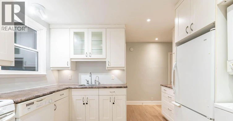 88 Wilson Street E, Hamilton, ON, L9G 2B5 - 7