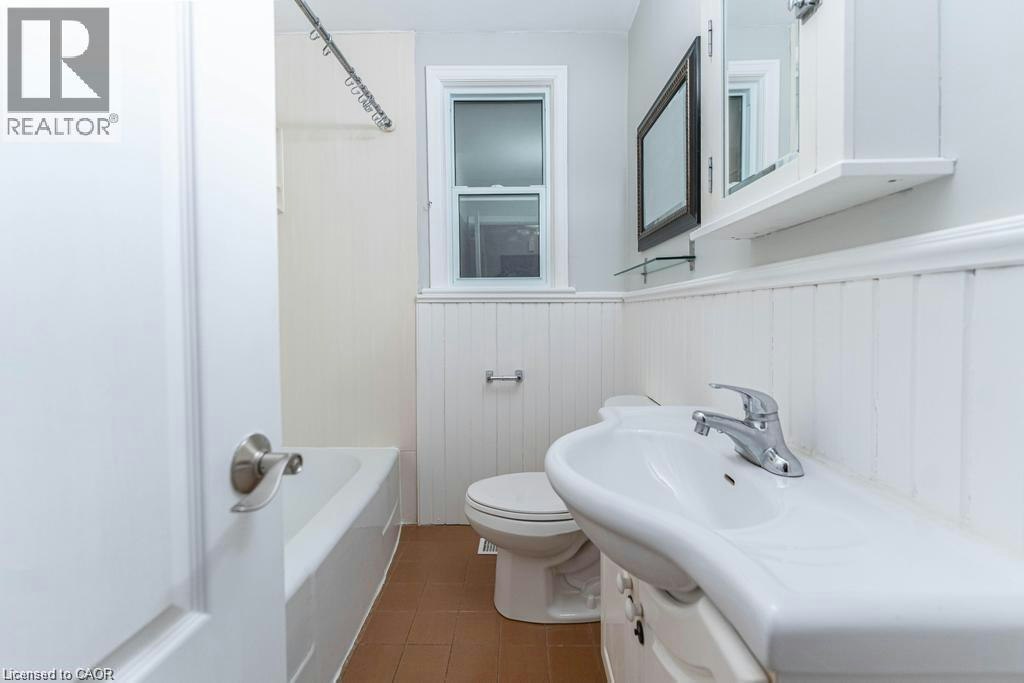 88 Wilson Street E, Hamilton, ON, L9G 2B5 - 11