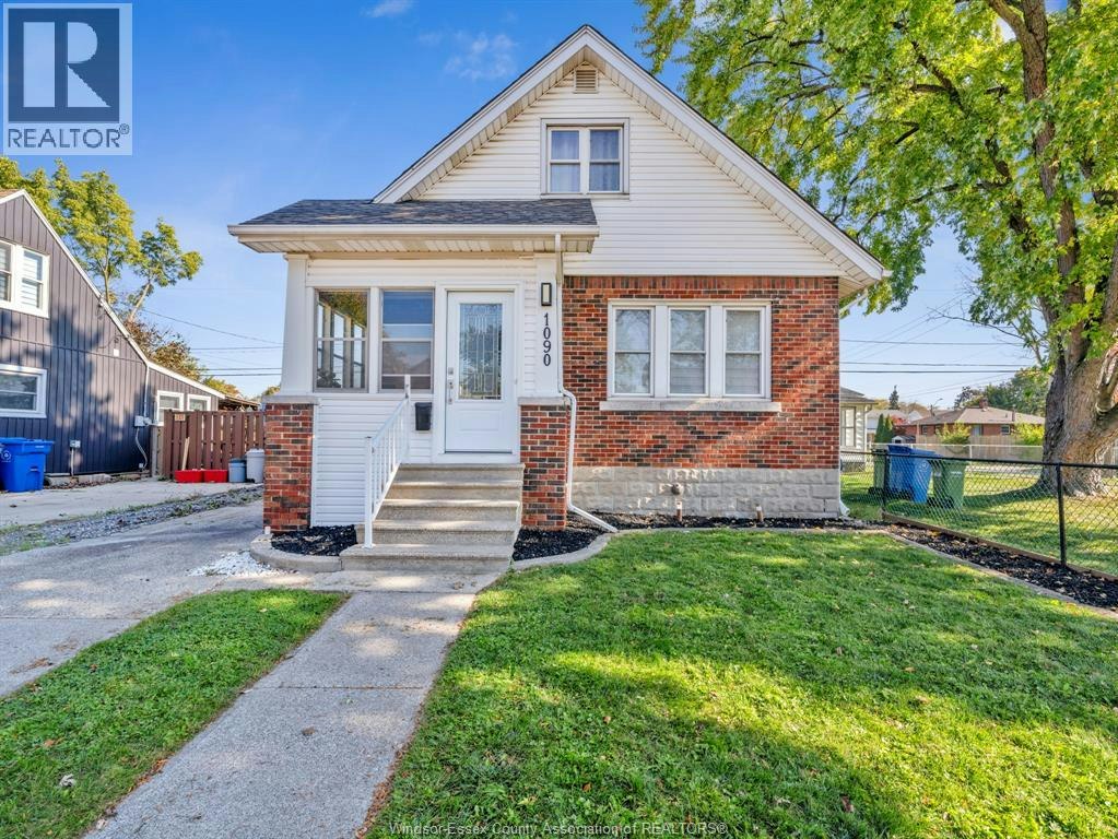 1090 Lena, Windsor, ON, N9C 3K4